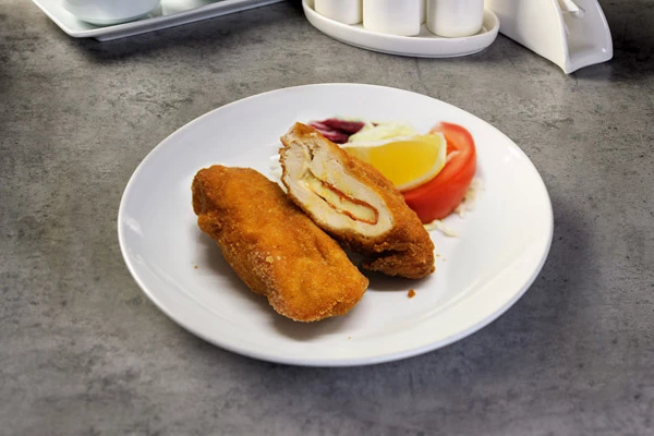 POHANI PILEĆI ODREZAK PUNJEN KULENOM I DIMSIJEM